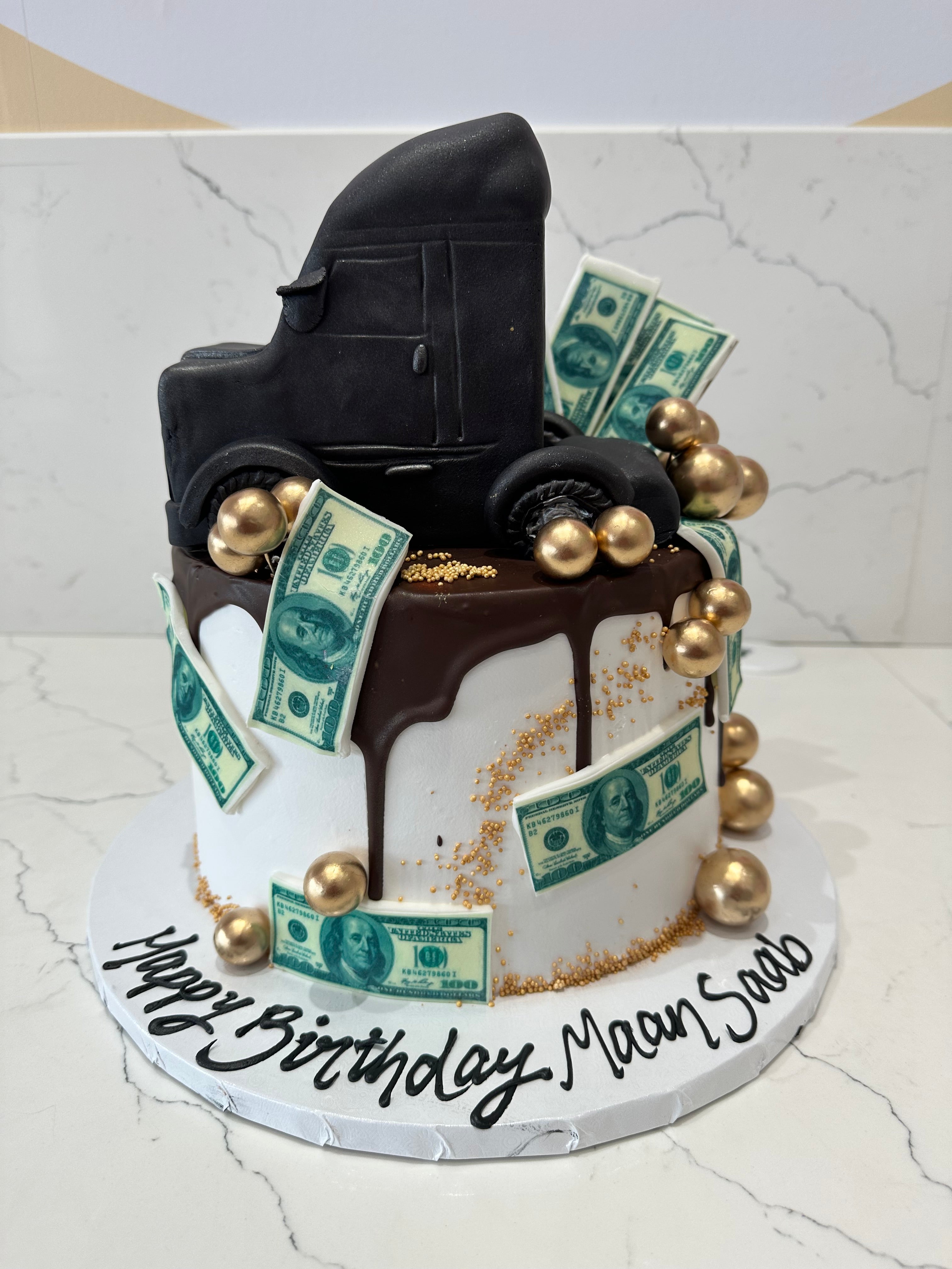 Creative Edible Money Cake with Gold and Cash