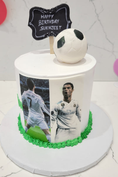 Ronaldo Shirt Cake - dreamydelightsbysidra.com