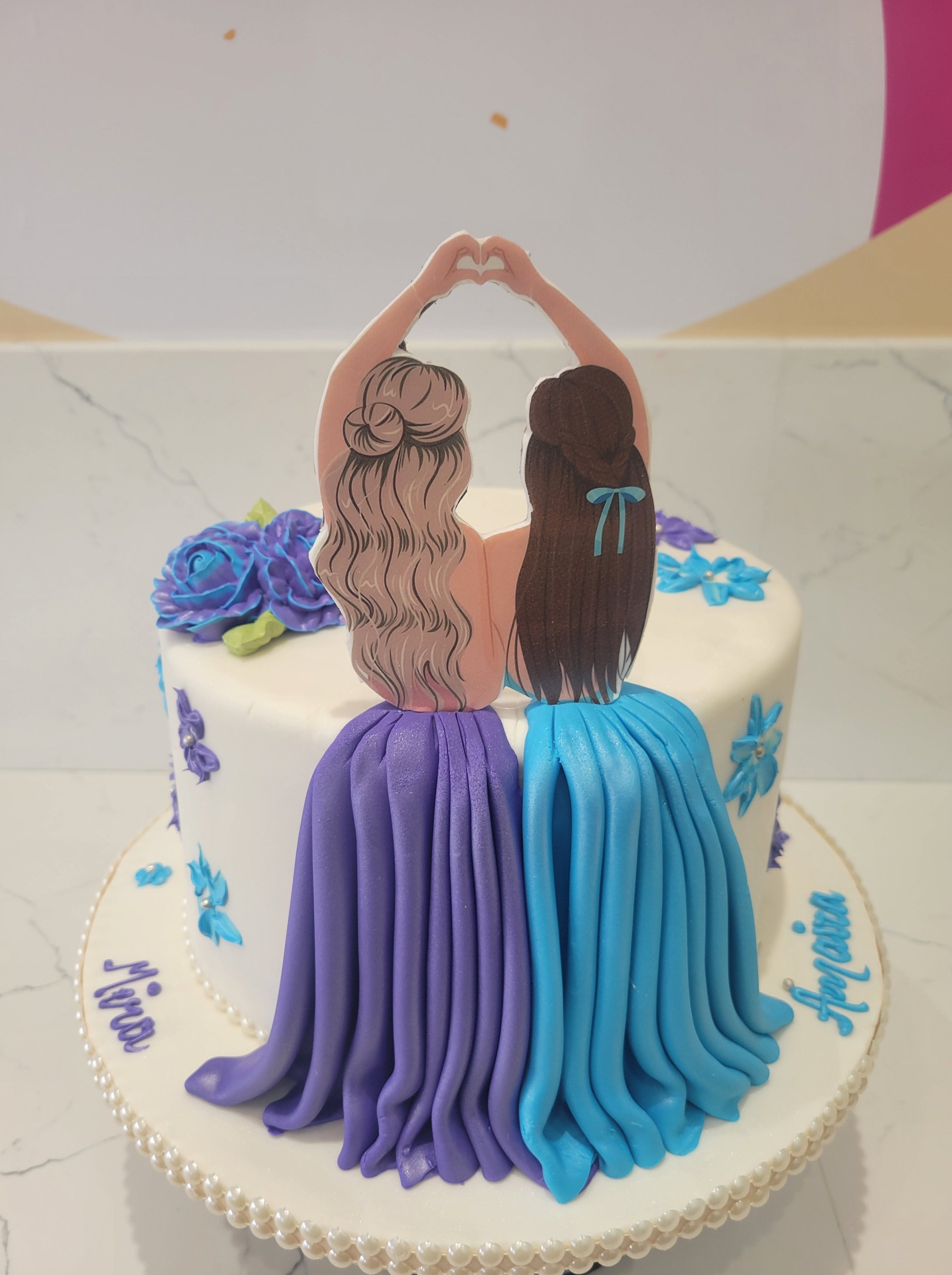BFF Birthday Cake - Shoe Lovers | Helen C | Flickr