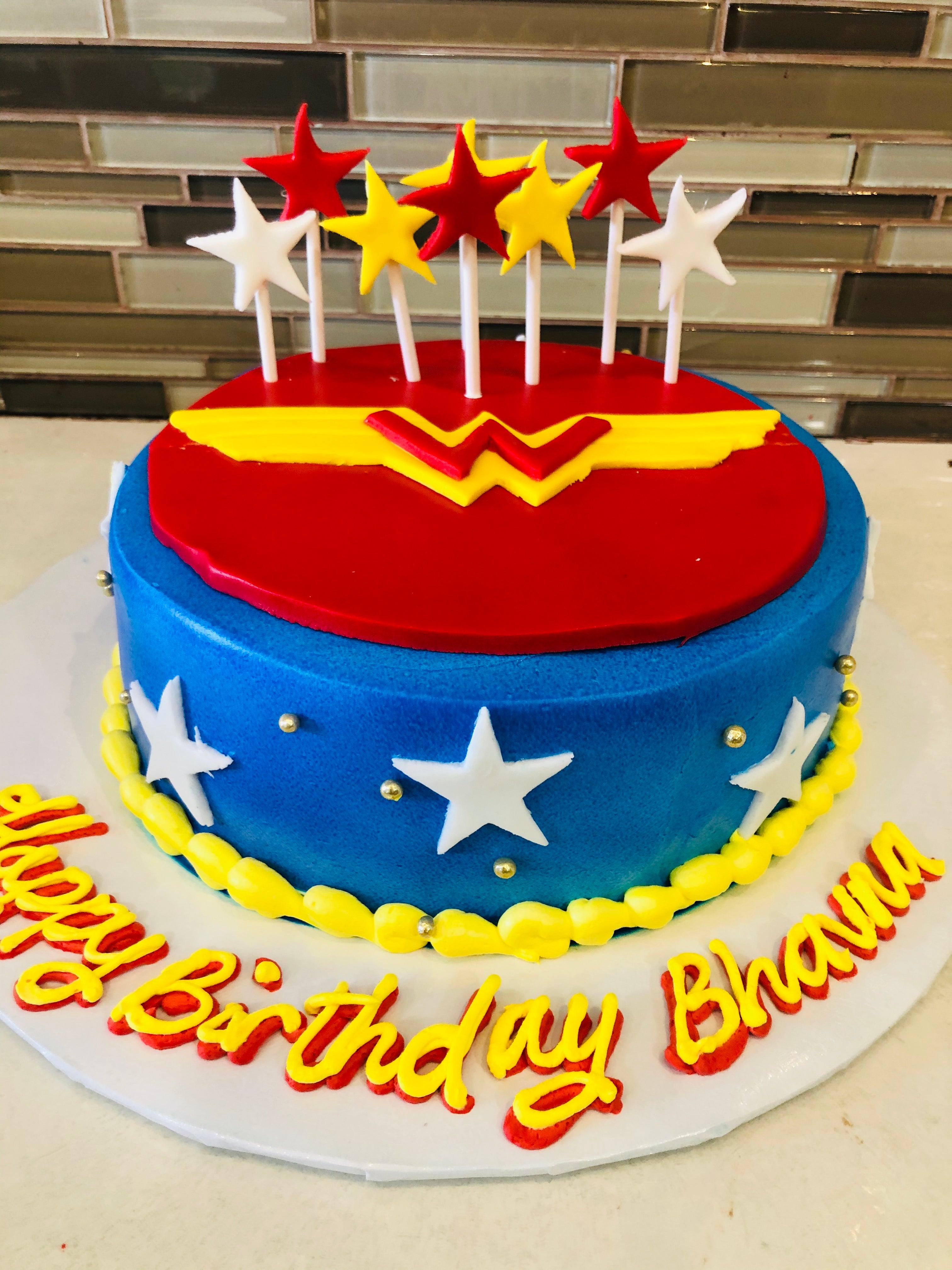 Wonder Woman Cake Singapore/Marvel Comic cakes SG - River Ash Bakery