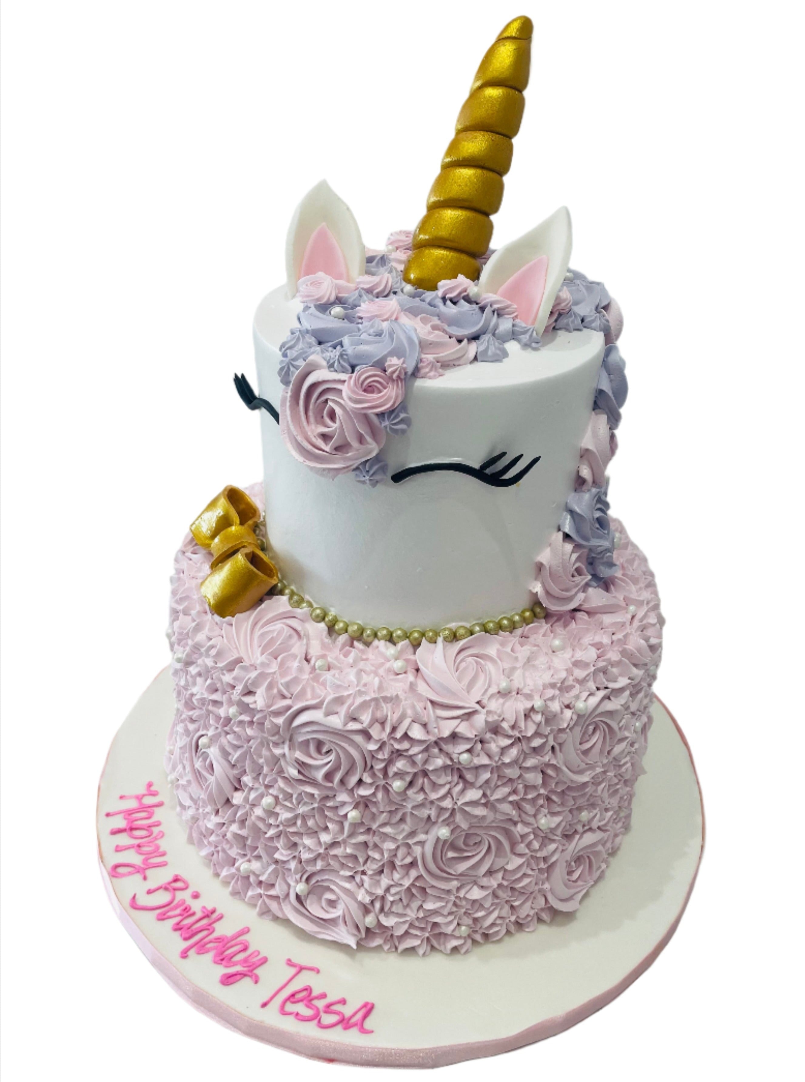Rainbow unicorn fresh cream cake, Food & Drinks, Homemade Bakes on Carousell